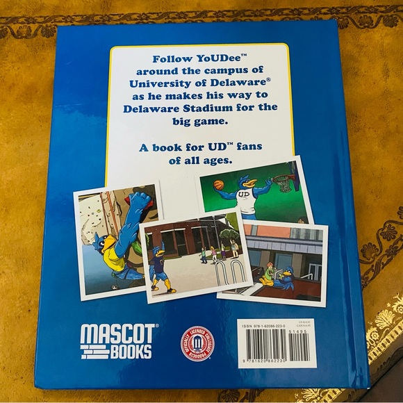 Hello YoUDee! Autograph Hardcover Book Blue Hen Universty of Delaware Dana Davis - Picture 6 of 6